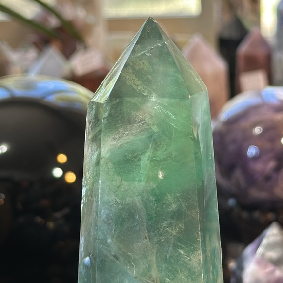 Green Fluorite Crystal Tower! - Picture 9 of 11